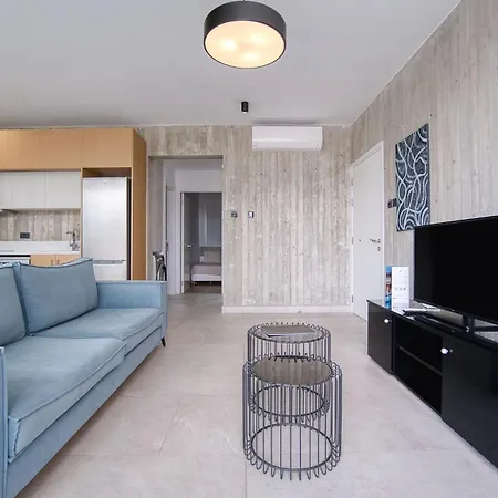 Avenue 101 2 Bed Apartment Paphos Exterior photo